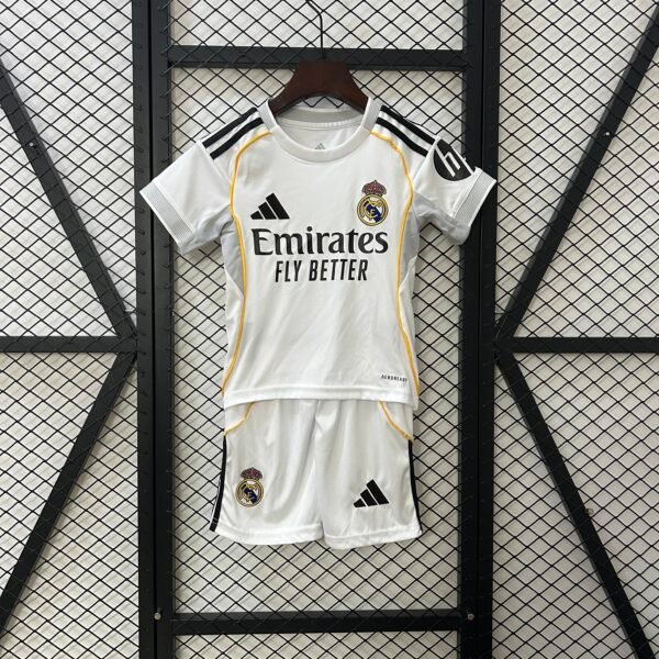 Real Madrid Kids 25/26 home Soccer jerseys