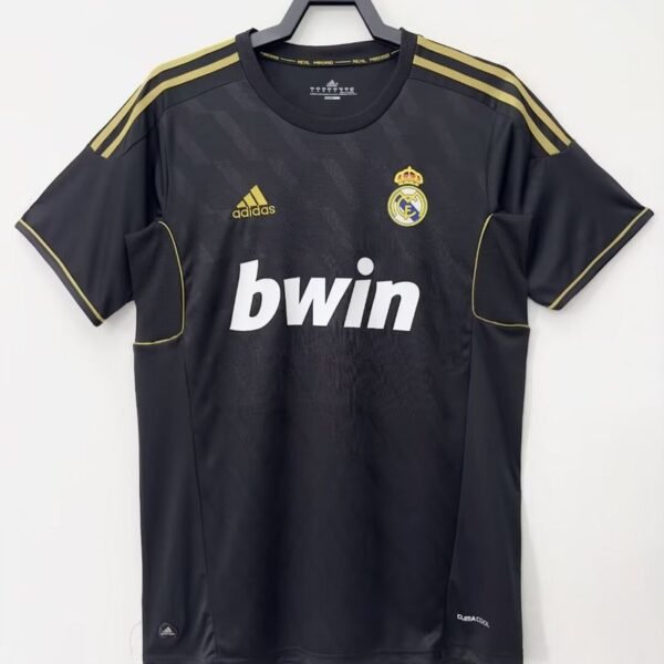 Retro Real Madrid 2011-2012 away game