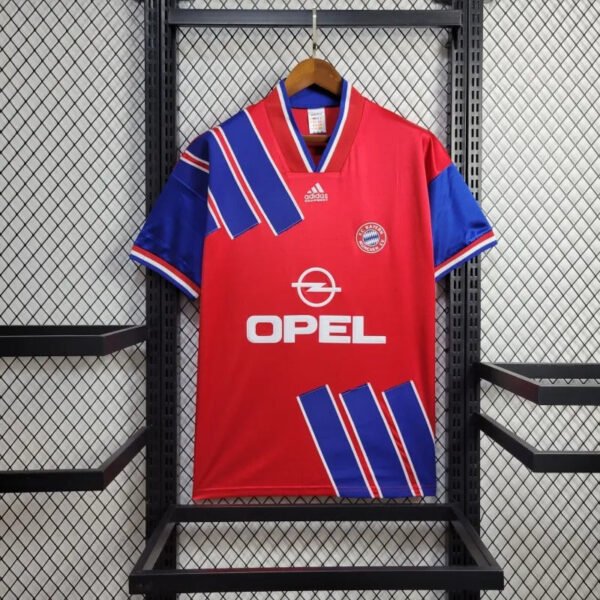 Retro Bayern München 1992 home game