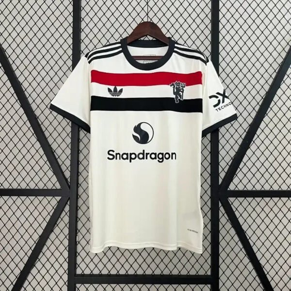 Manchester United 2024-2025 second away