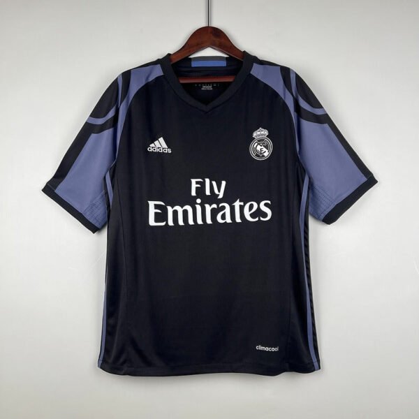 Retro Real Madrid 2016-2017 second away game