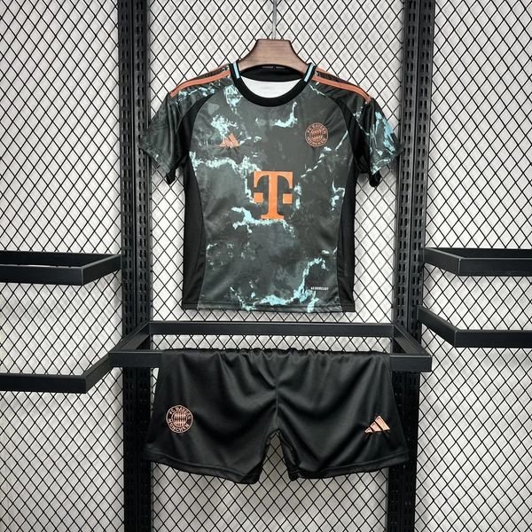 Kid Size Bayern München 2024-2025 away game