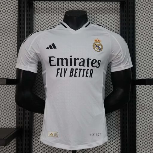 Real Madrid 2024-2025 home game player