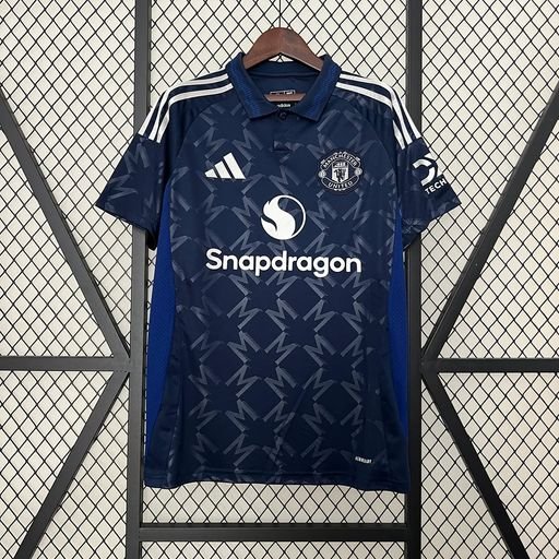 Manchester United 2024-2025 away game