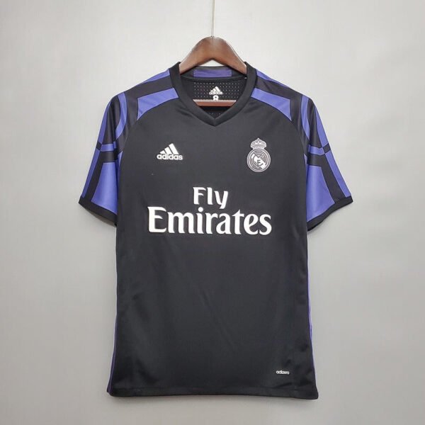 Retro Real Madrid 2015-2016 second away game